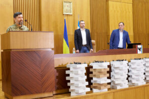 50 fpv-дронів і 20 мільйонів гривень передали з Івано-Франківська захисникам