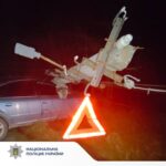 У Калуші водій легковика з’їхав з дороги та врізався в електроопору