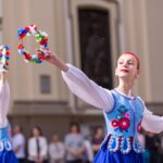 У центрі Івано-Франківська діти танцювали гаївки. ФОТО